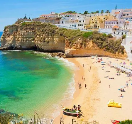 Cosy Floor Apartment *